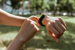 Integrating Smart Devices for Effective Recovery Monitoring